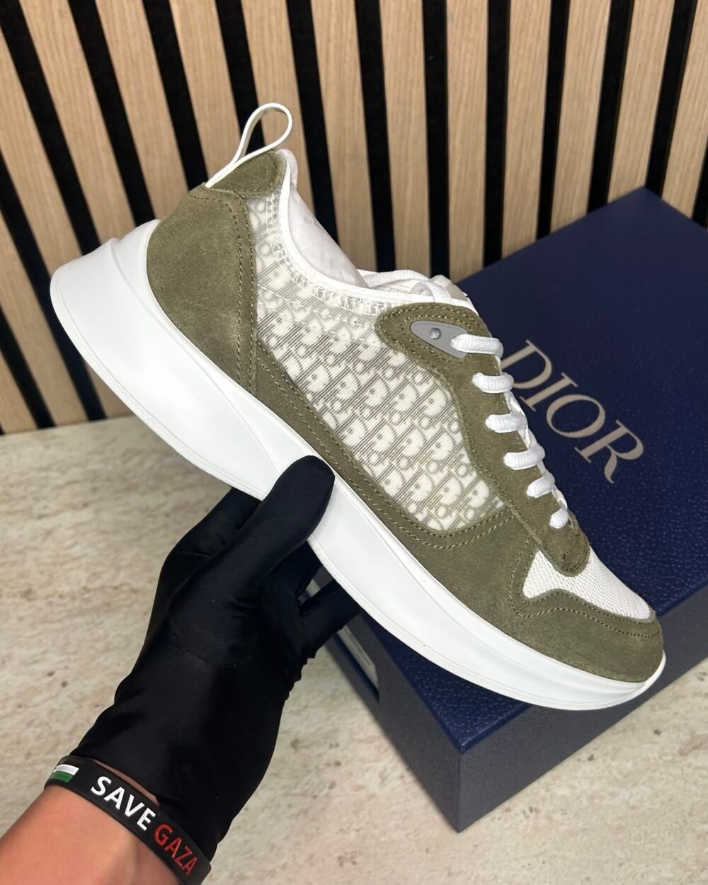 dior-b25-olive-green