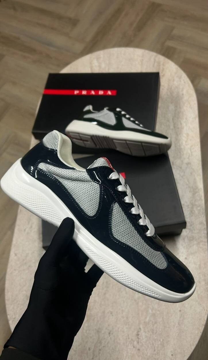 prada-cups-blauw