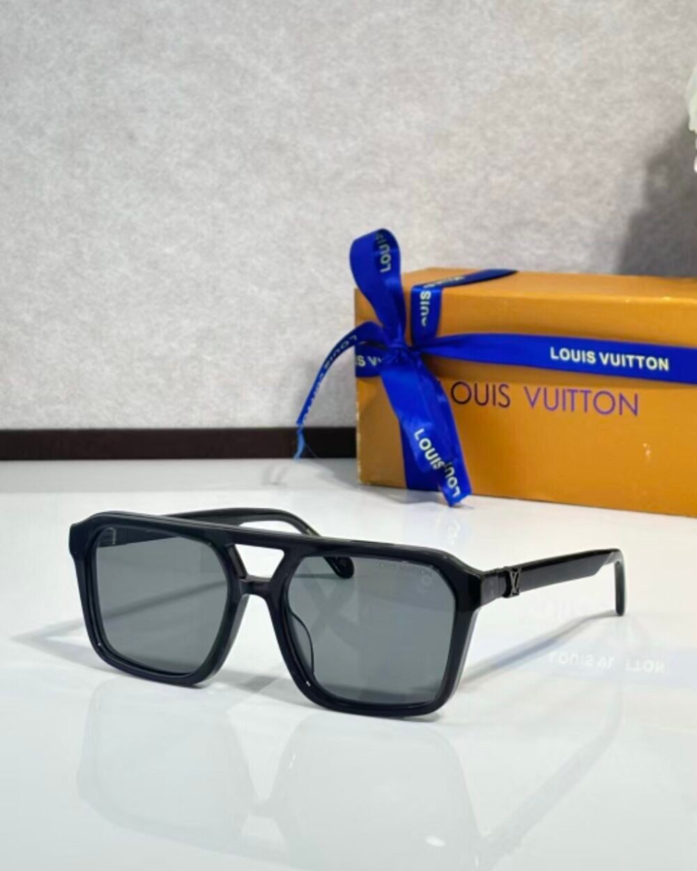 lv-hit-large-square-sunglasses