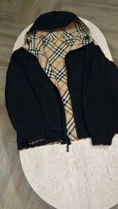 Burberry
Check-pattern reversible jacket
